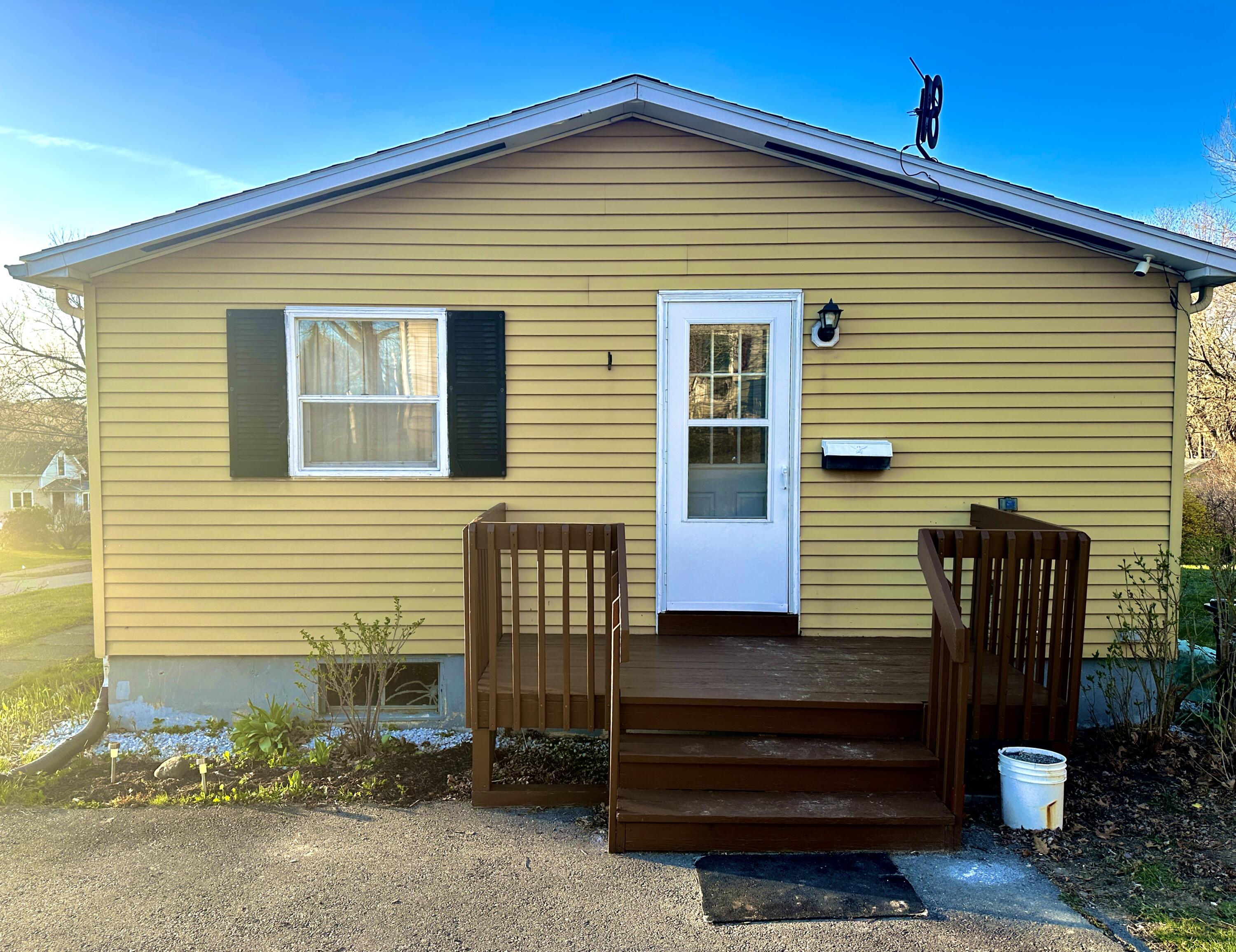 381 Birch Street Bangor, ME 04401 - Photo 32 of 34 IMG_2146