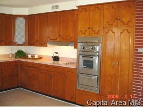 77 Nottingham Road Springfield, IL 62704 - Photo 8 of 11