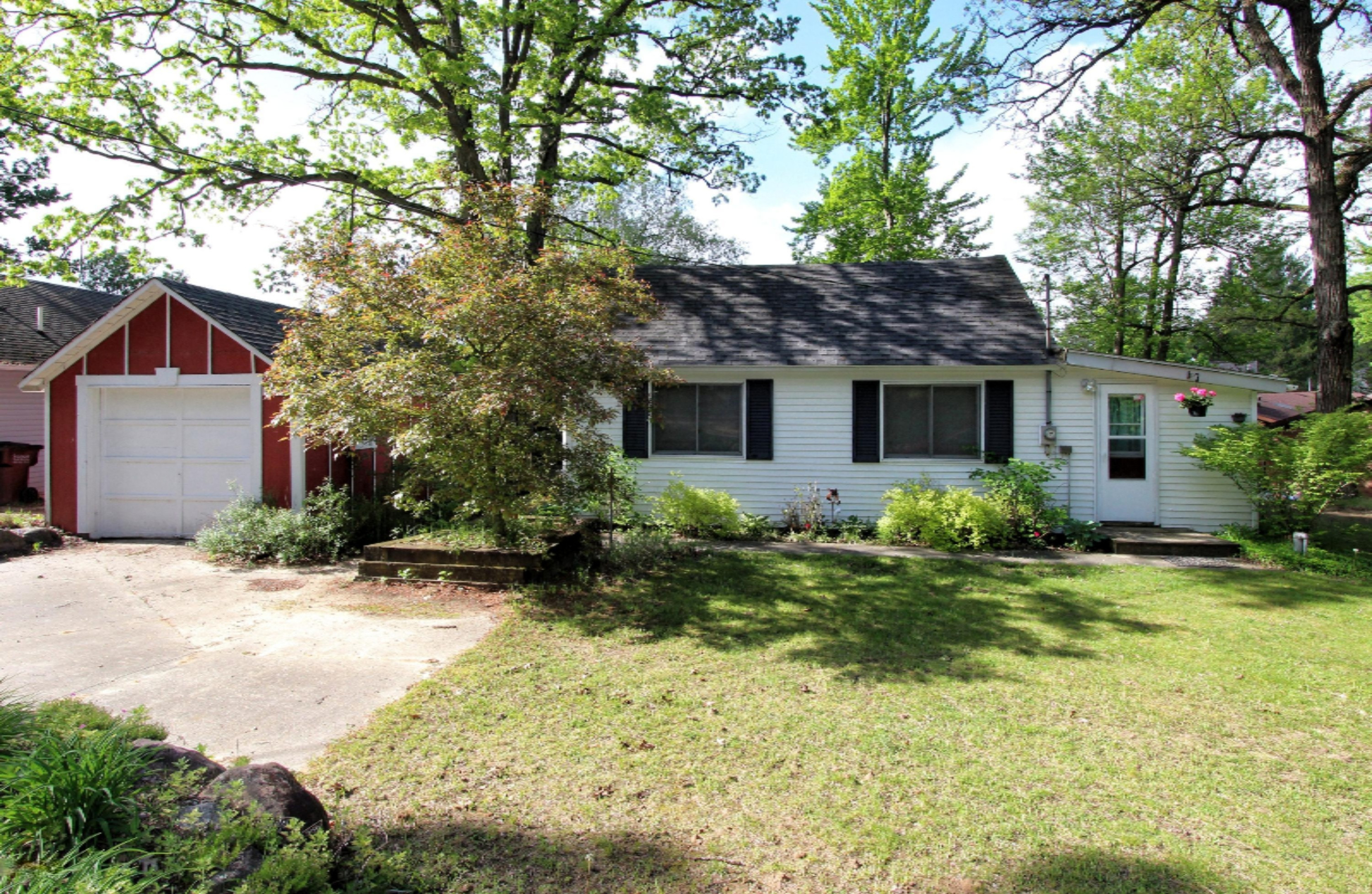 4760 White Road Pierson, MI 49339 - Photo 25 of 29 4760 N White Road Pierson MI-print-025-3