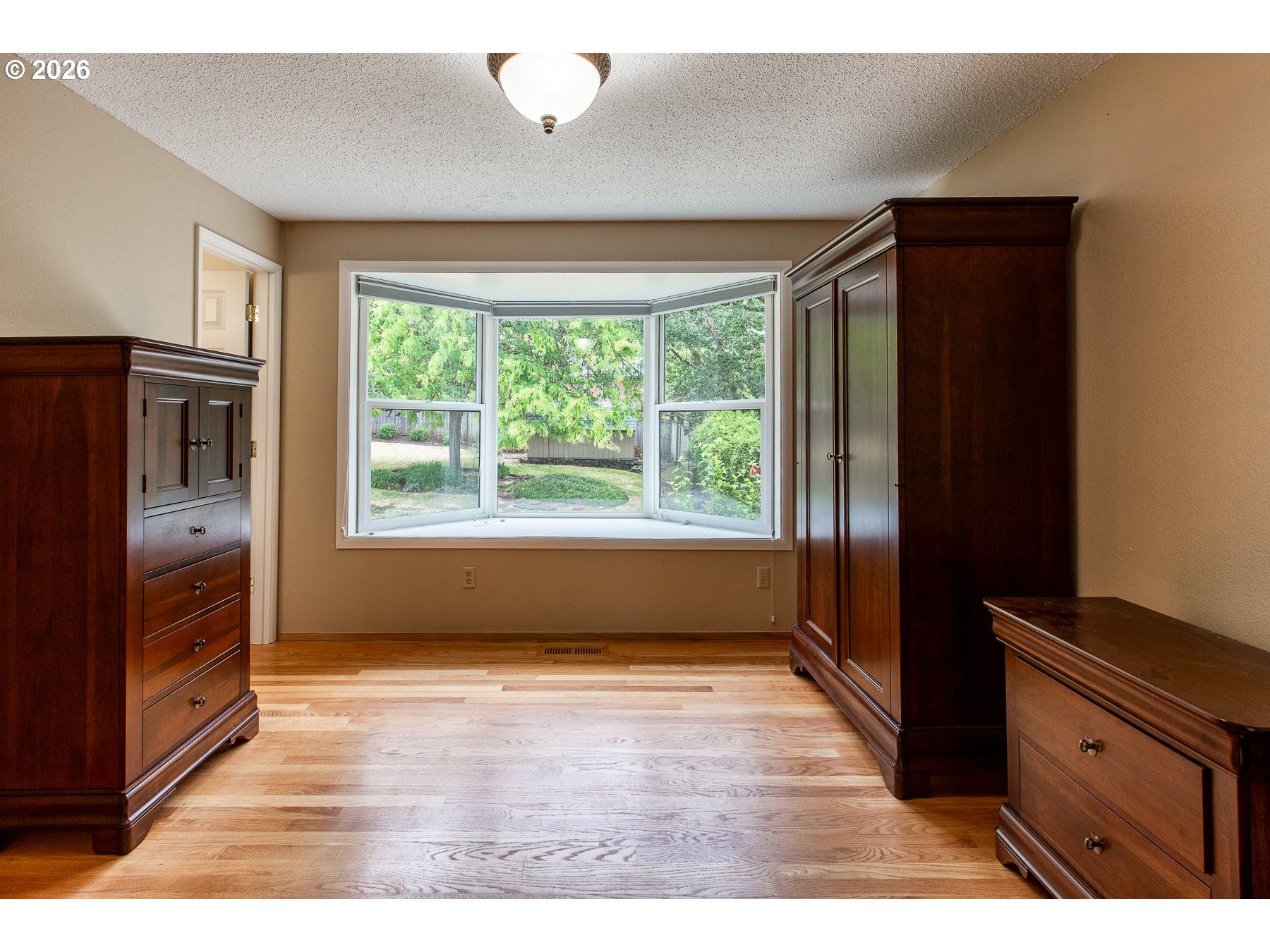 3985 University Street Eugene, OR 97405 - Photo 16 of 46
