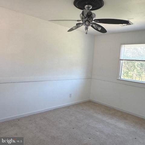 1108 B Shaker Woods Road Herndon, VA 20170 - Photo 14 of 24 a view of a small space