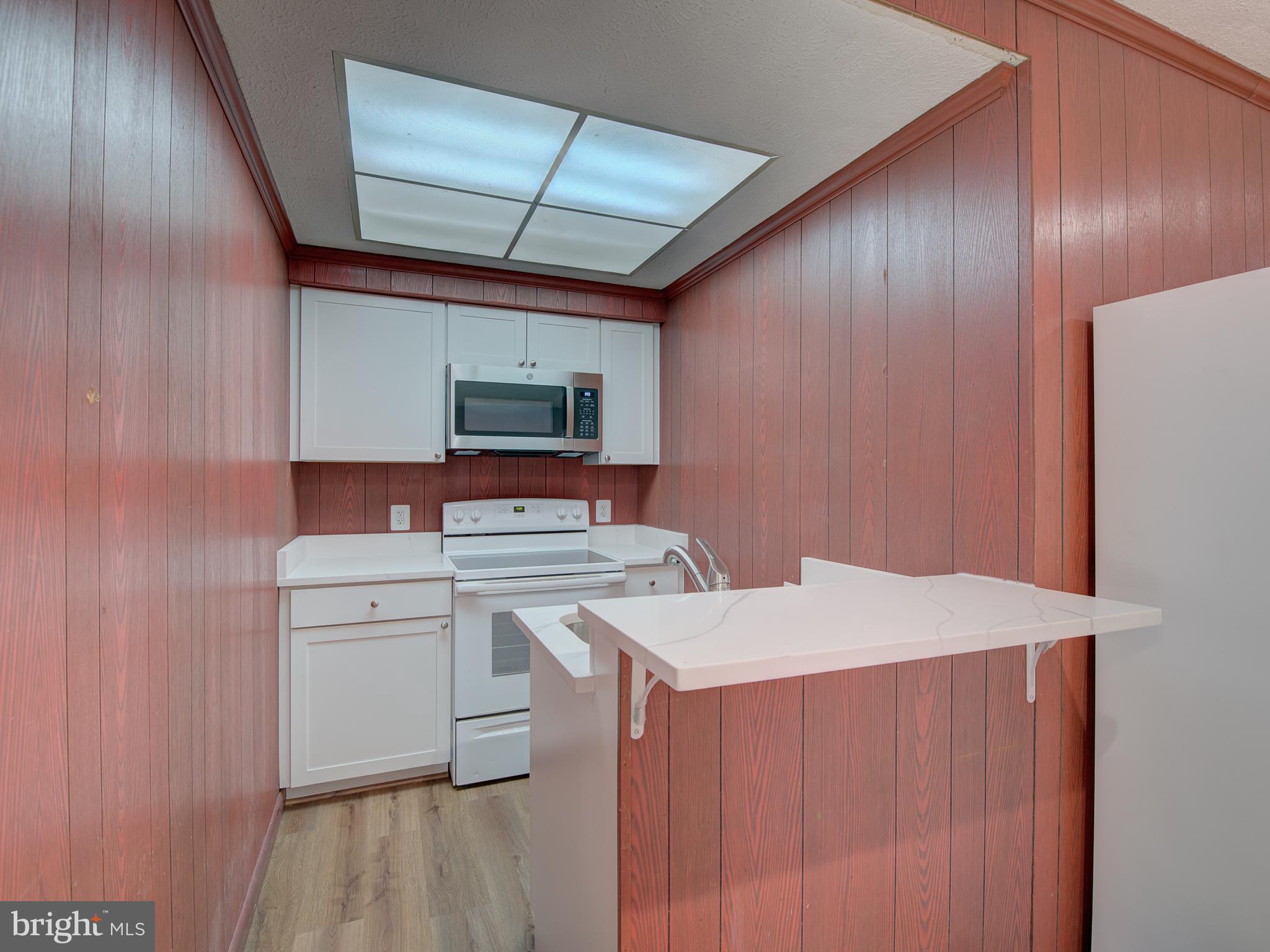 1108 B Shaker Woods Road Herndon, VA 20170 - Photo 7 of 24