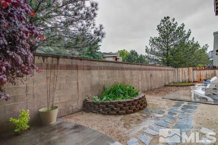 9685 Otter Way Reno, NV 89521 - Photo 17 of 18 Photo 17