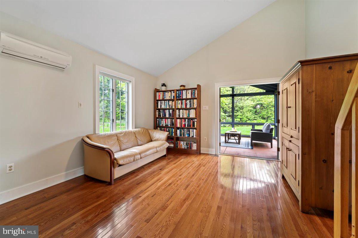 13 Easthill Drive Doylestown, PA 18901 - Photo 19 of 49 DEN/FAMILY ROOM