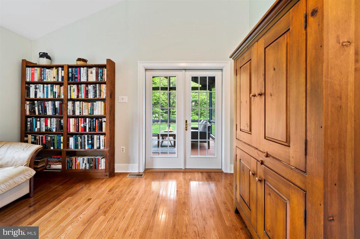 13 Easthill Drive Doylestown, PA 18901 - Photo 20 of 49 DEN/FAMILY ROOM