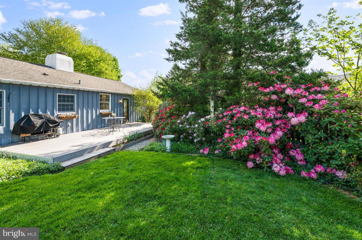 13 Easthill Drive Doylestown, PA 18901 - Photo 46 of 49 DECK OFF KITCHEN