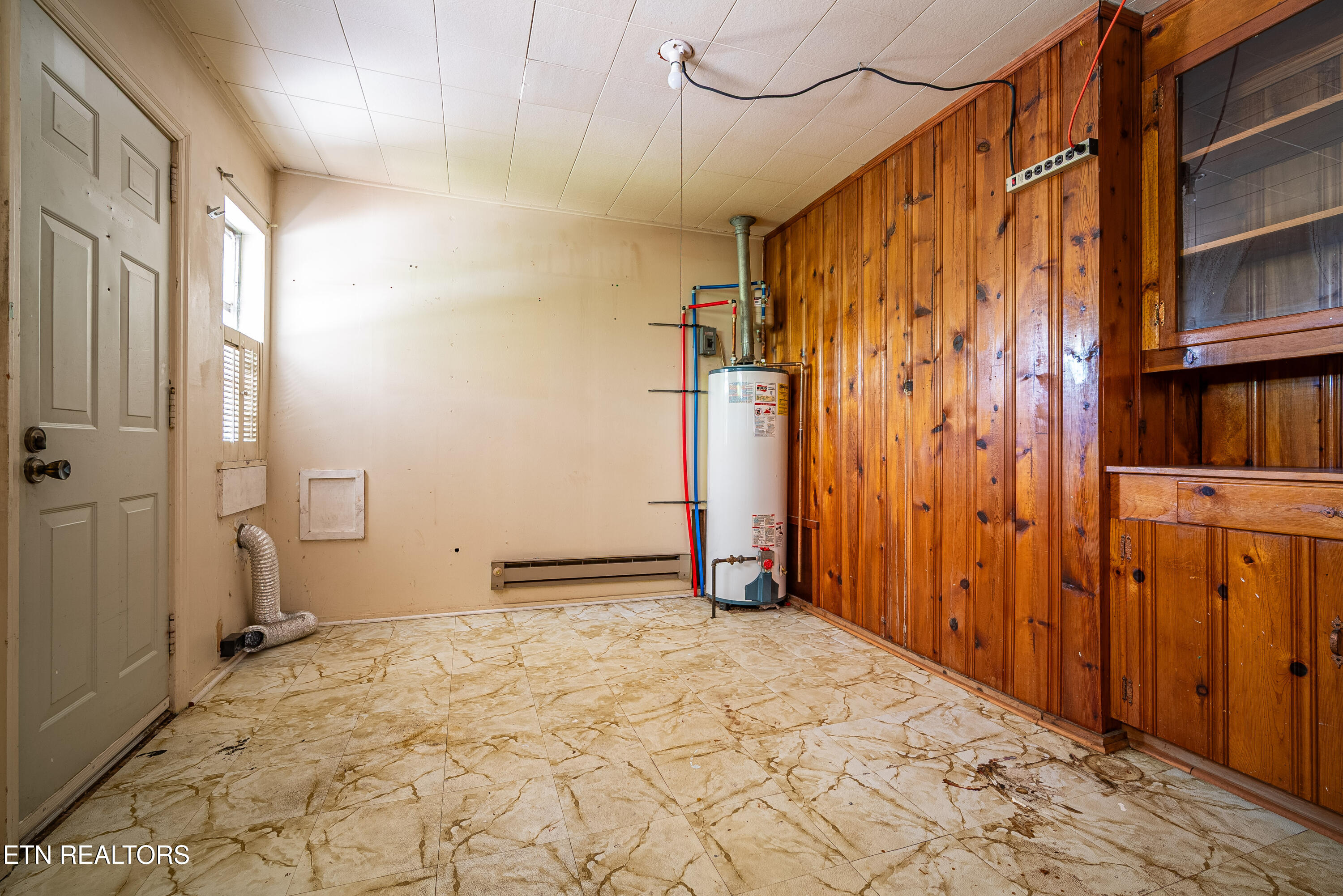 118 Venus Road Oak Ridge, TN 37830 - Photo 9 of 10 DSC05814