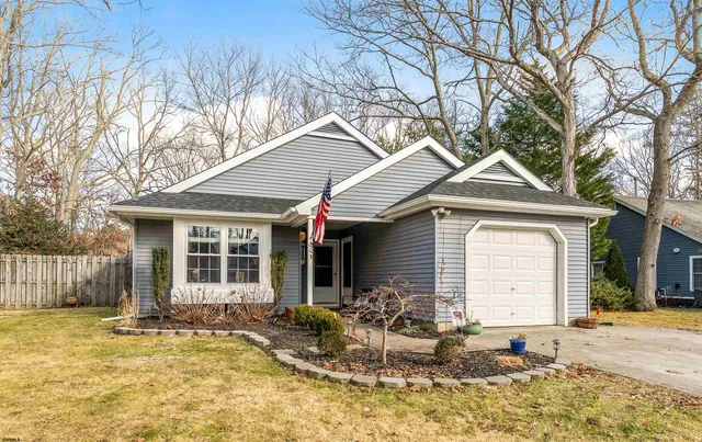 $369,875 | 703 Ravenwood Drive, Galloway Township, NJ 08205