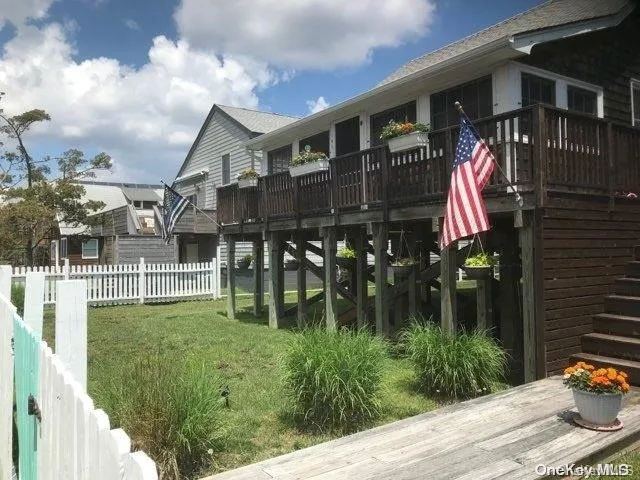 $4,000 | 144 Bungalow Lane, Ocean Beach, NY 11770