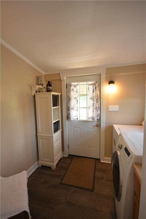 272 Tank Farm Road, Unit C Aliquippa, PA 15001 - Photo 18 of 25 Laundry/Mudroom, the entry from the front porch.