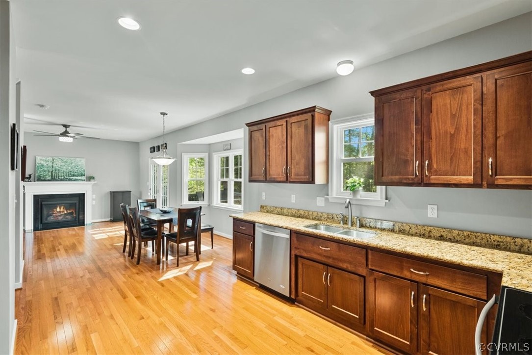 11827 Rimswell Turn Midlothian, VA 23112 - Photo 10 of 43 Gallery Image 10