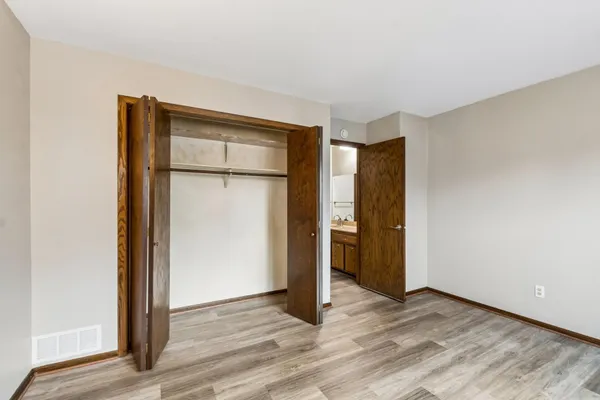 $249,900 | 5673 West Bavarian Pass, Fridley, MN 55432