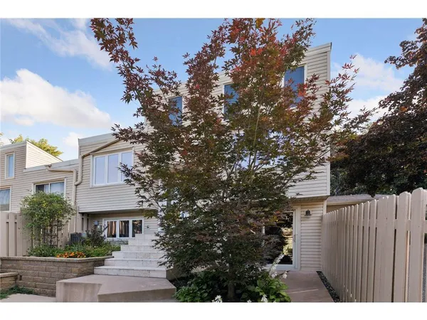 $249,900 | 5673 West Bavarian Pass, Fridley, MN 55432