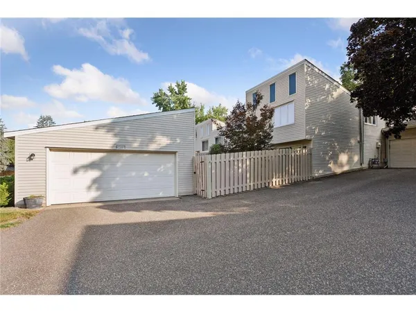 $249,900 | 5673 West Bavarian Pass, Fridley, MN 55432