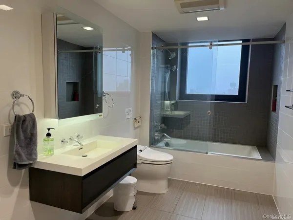 $7,000 | 39-16 Prince Street, Unit 11A | Downtown Flushing