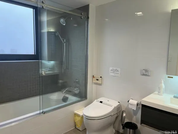 $7,000 | 39-16 Prince Street, Unit 11A | Downtown Flushing