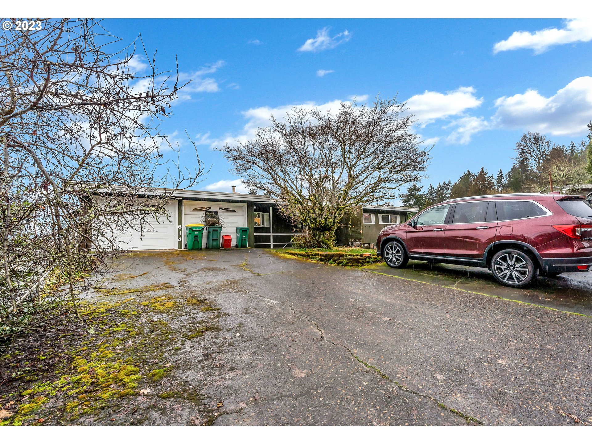 614 Meadow View Road Forest Grove, OR 97116 - Photo 3 of 32 Gallery Image 3