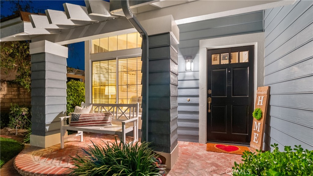 23462 Riversbridge Way Valencia, CA 91354 - Photo 46 of 57