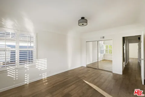 $6,950 | 12153 Maxwellton Road, Studio City, CA 91604