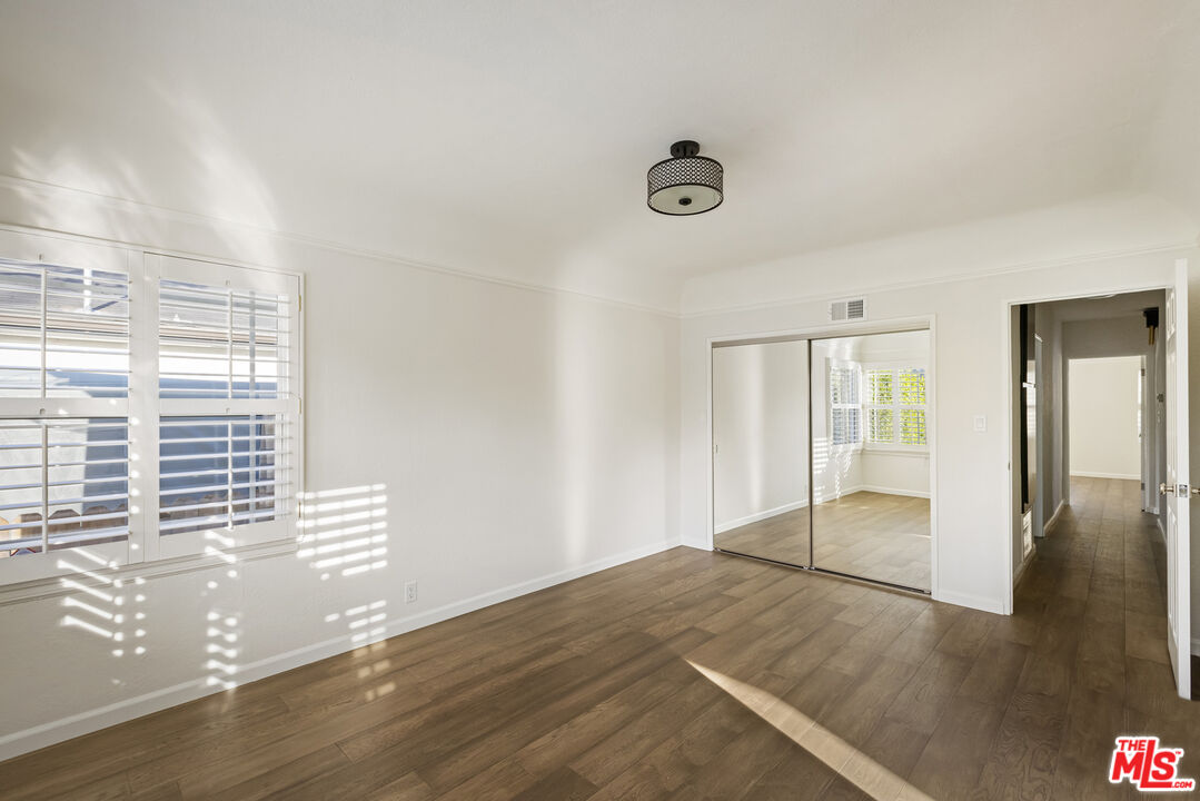 12153 Maxwellton Road Studio City, CA 91604 - Photo 29 of 48