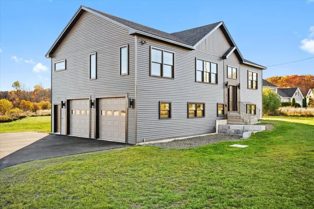 $649,000 | 327 Western Avenue, Hampden, ME 04444
