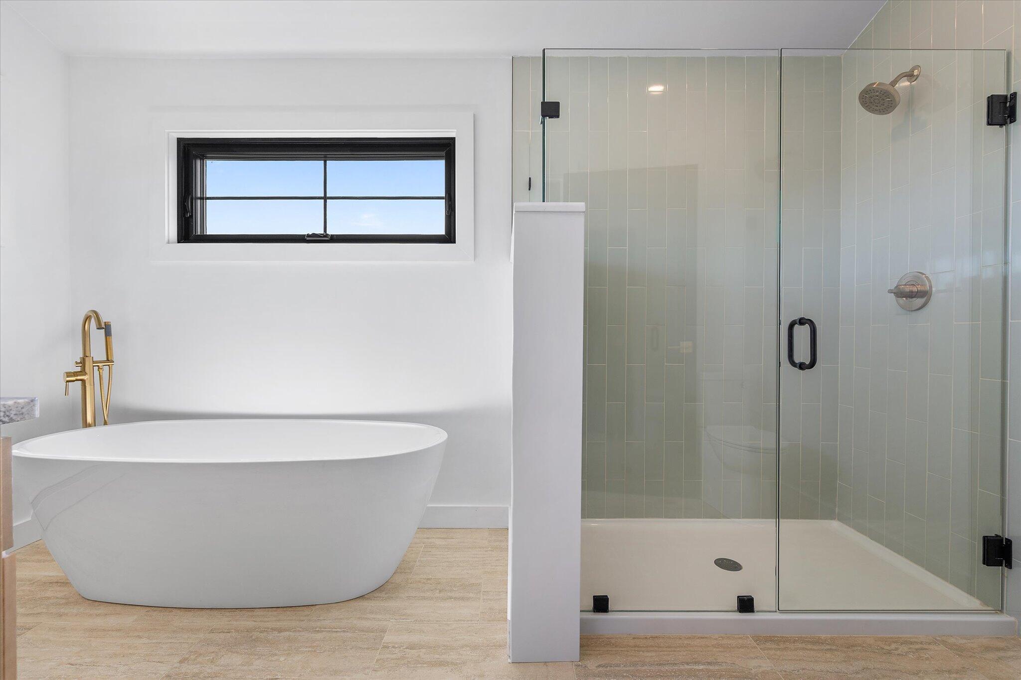 327 Western Avenue Hampden, ME 04444 - Photo 24 of 53 22-Primary Bath