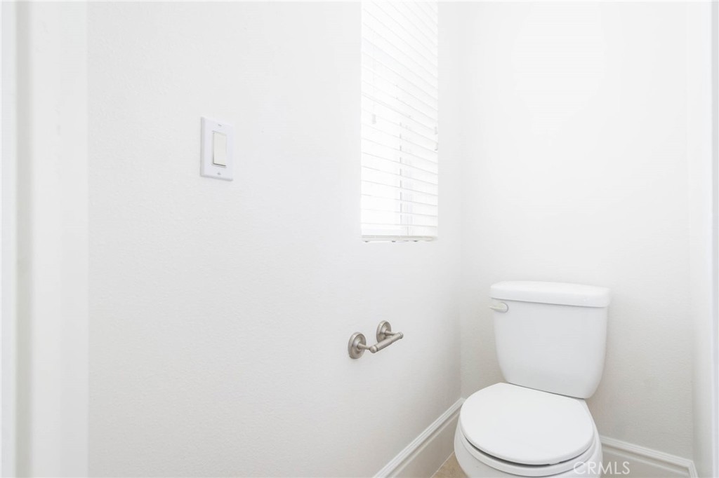 16233 Ridge View Drive Apple Valley, CA 92307 - Photo 18 of 75
