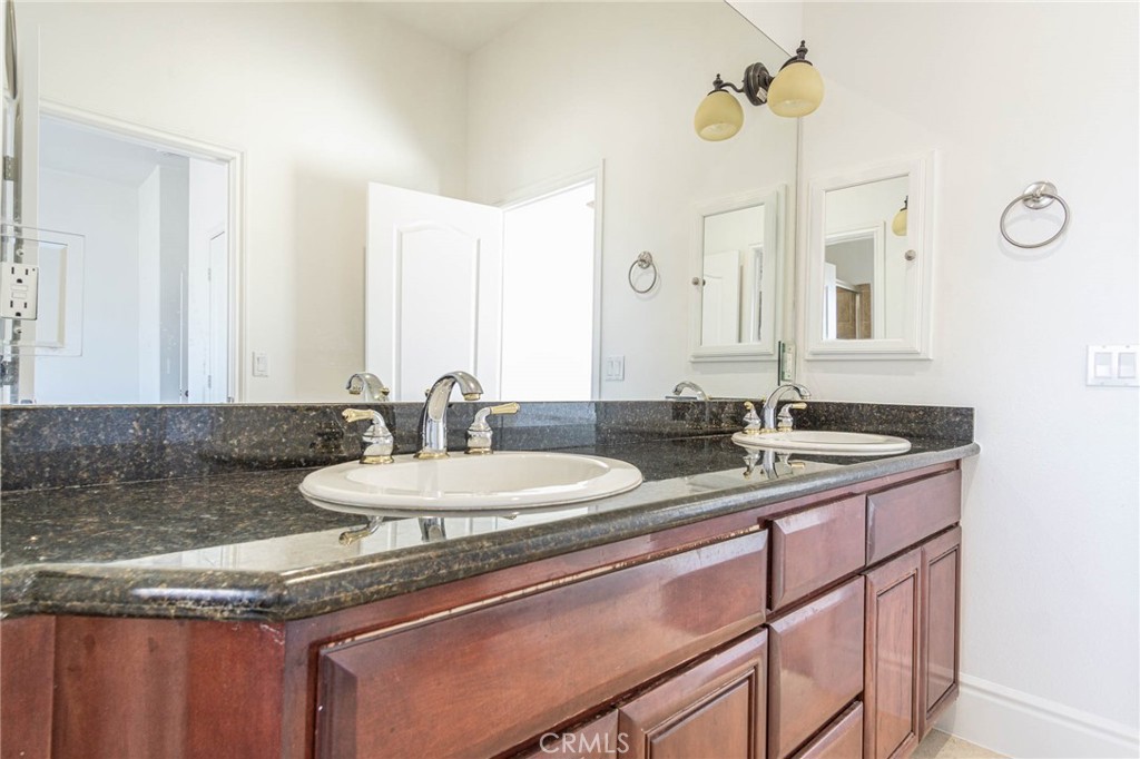 16233 Ridge View Drive Apple Valley, CA 92307 - Photo 38 of 75