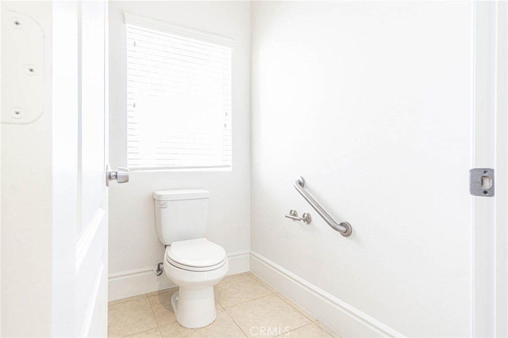 16233 Ridge View Drive Apple Valley, CA 92307 - Photo 41 of 75