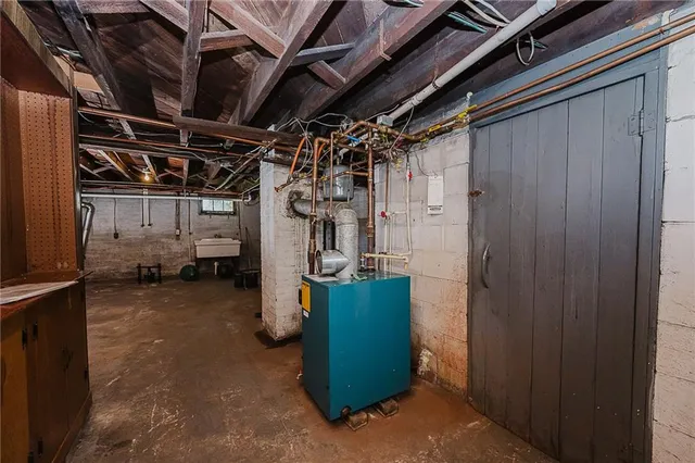 $199,000 | 6609 North Route 403 Highway, Heilwood, PA 15745