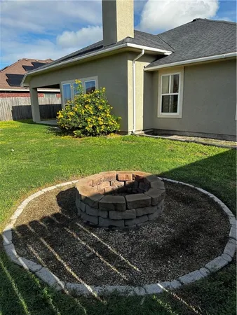 $2,525 | 6705 Battery Park Court, Corpus Christi, TX 78414