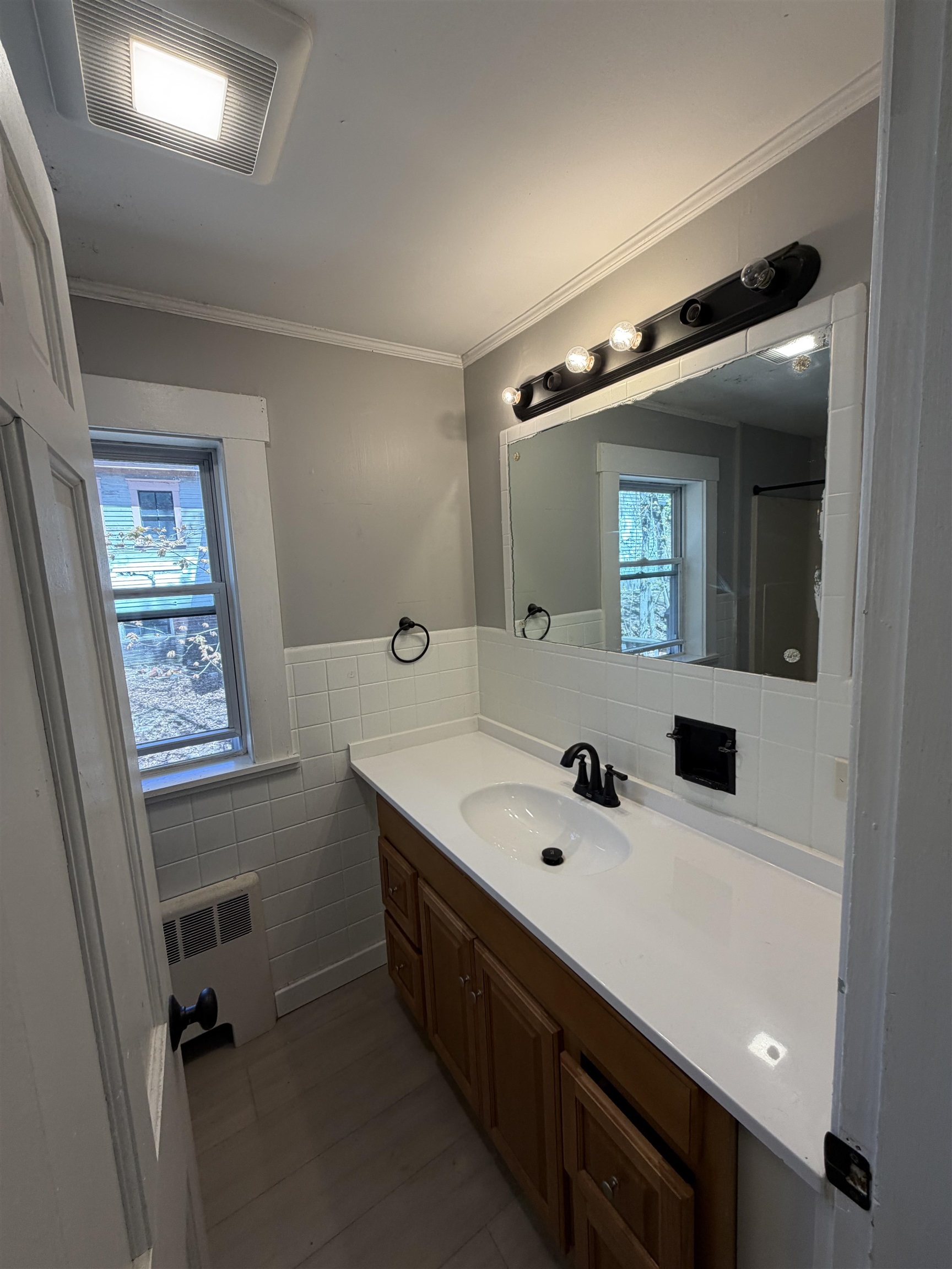 60 Summer Street, Unit 1 Bristol, NH 03222 - Photo 5 of 9