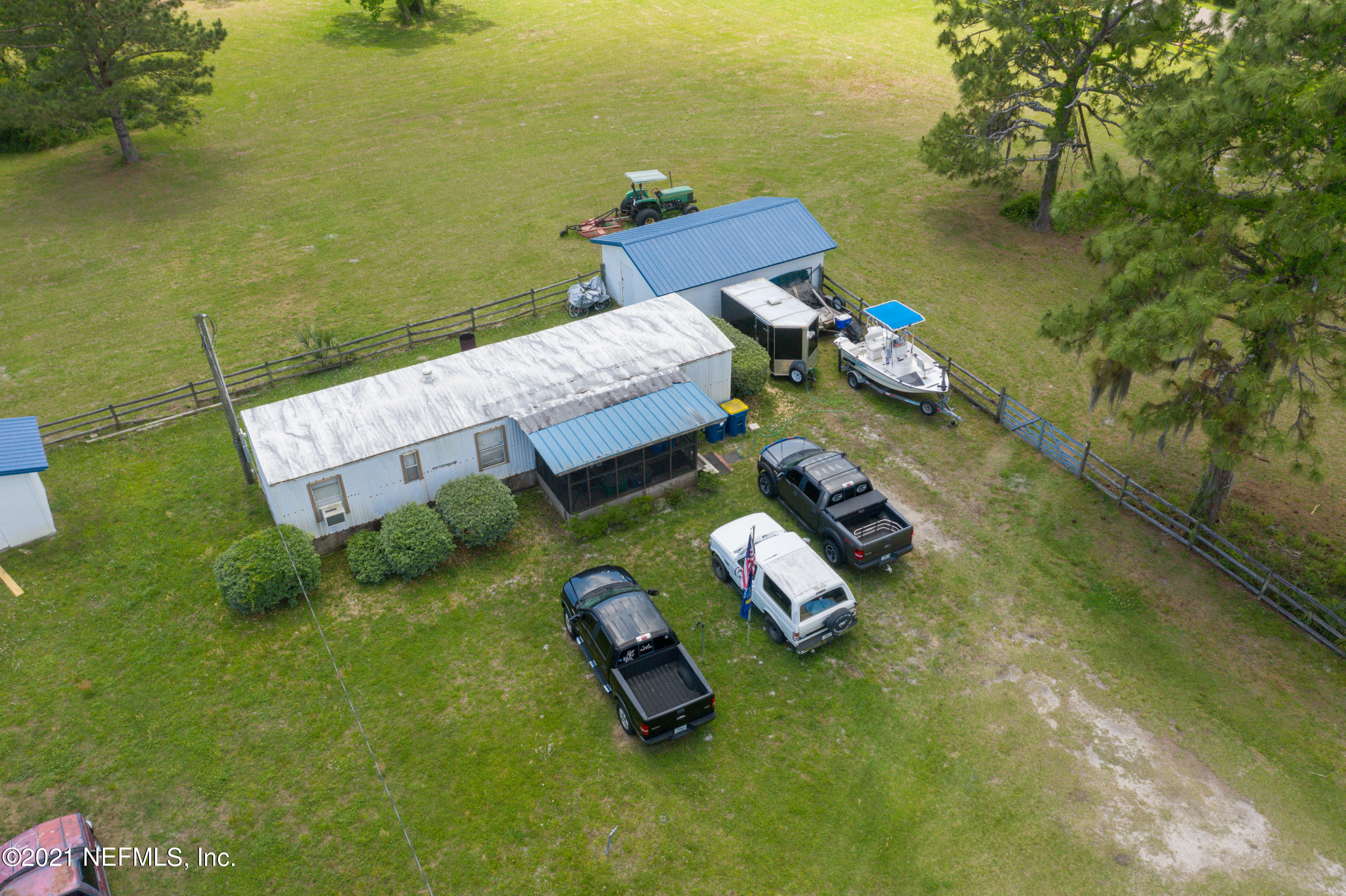 3682 Starratt Road Jacksonville, FL 32226 - Photo 16 of 19 House Photo-15