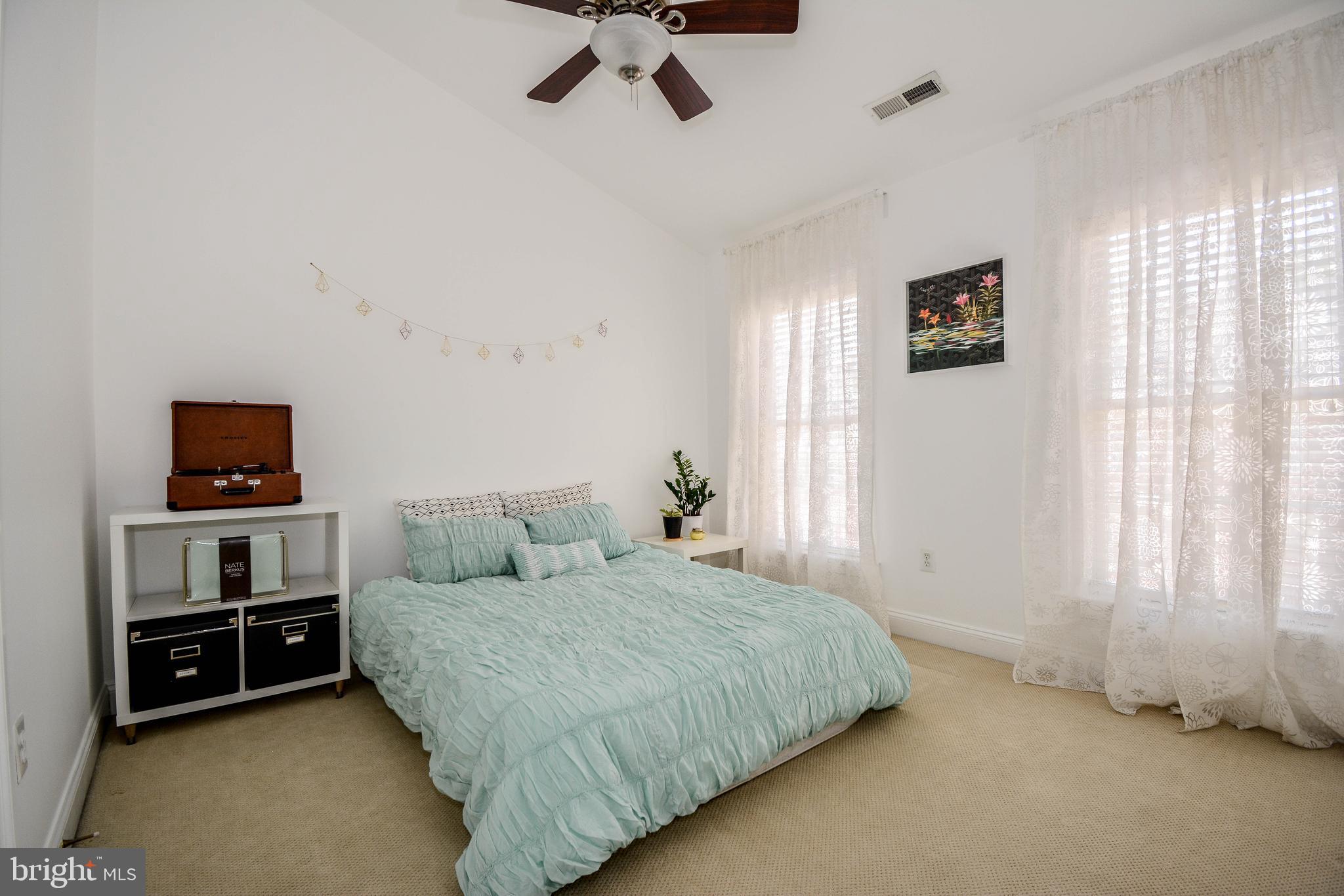 6401 Velliety Lane Springfield, VA 22152 - Photo 29 of 38 Bedroom 2