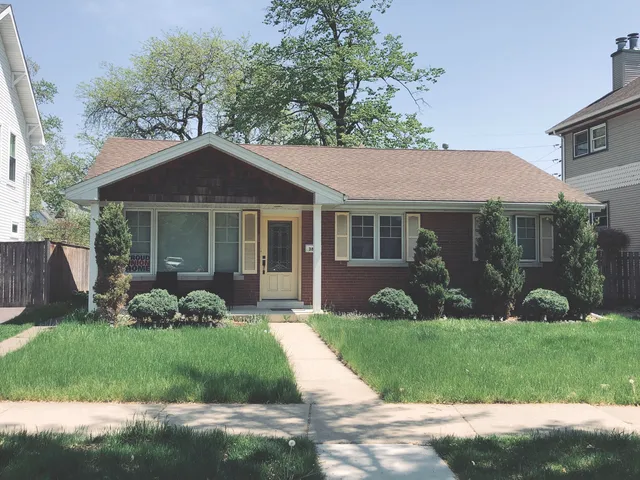 $329,900 | 3845 McCormick Avenue, Brookfield, IL 60513