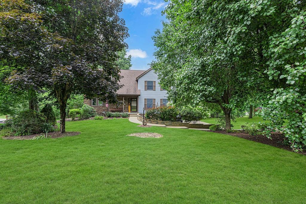 126 Firethorn Road Baden, PA 15005 - Photo 4 of 50 Gallery Image 4