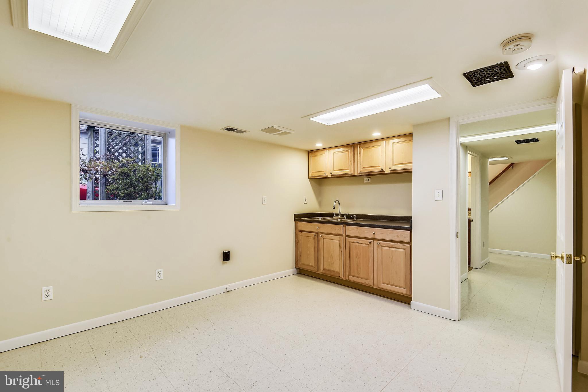 8111 Grove Street Silver Spring, MD 20910 - Photo 30 of 39 Gallery Image 30