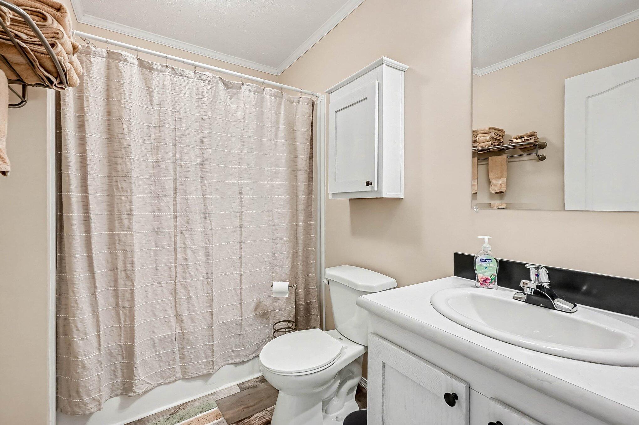 14321 North Chestnut Avenue Reed City, MI 49677 - Photo 29 of 35 014_file_2436