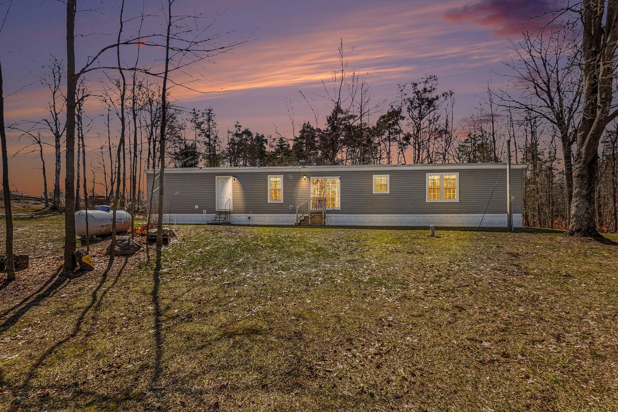 14321 North Chestnut Avenue Reed City, MI 49677 - Photo 3 of 35 001_file_2417