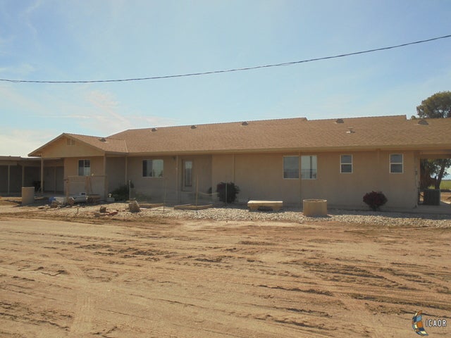 1796 Pickett Road Brawley, CA 92227 - Photo 2 of 28 Gallery Image 2
