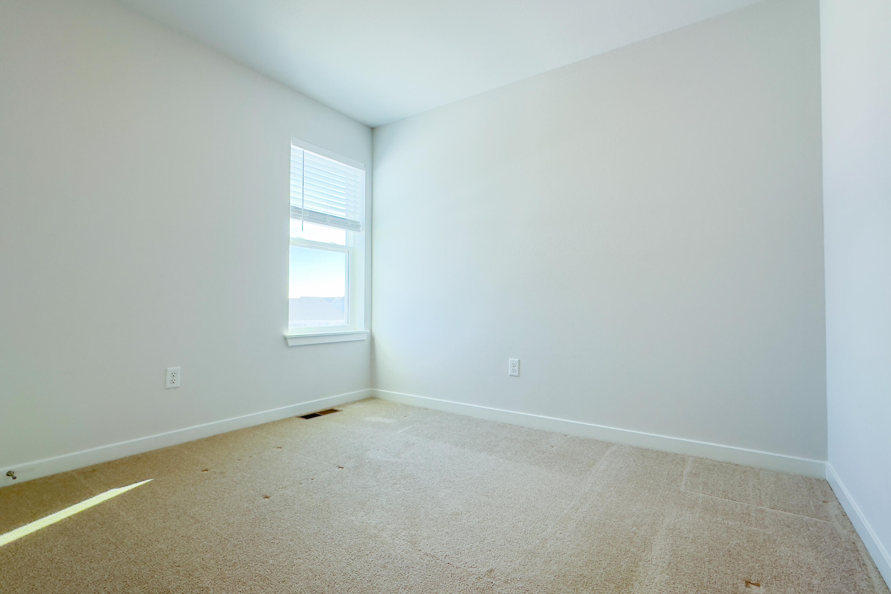 1684 Misty Ridge Lane Grafton, WI 53024 - Photo 30 of 40 Bedroom 3