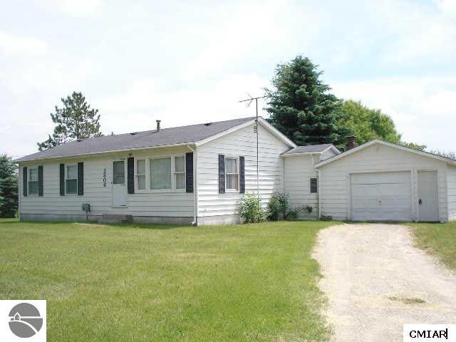 2806 East Millbrook Road Mount Pleasant, MI 48858 - Photo 1 of 8 1770422.JPG