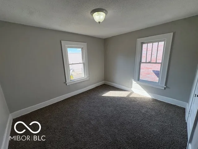 $137,900 | 304 North Hackley Street, Muncie, IN 47305