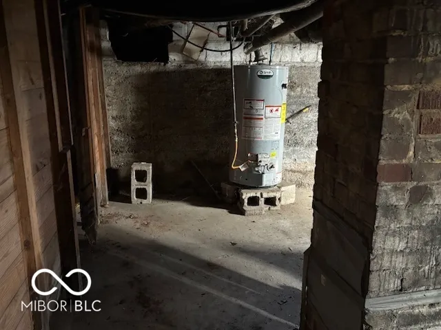 $137,900 | 304 North Hackley Street, Muncie, IN 47305