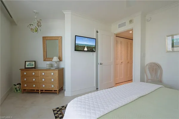 $22,000 | 4651 Gulf Shore Boulevard North, Unit 504, Naples, FL 34103