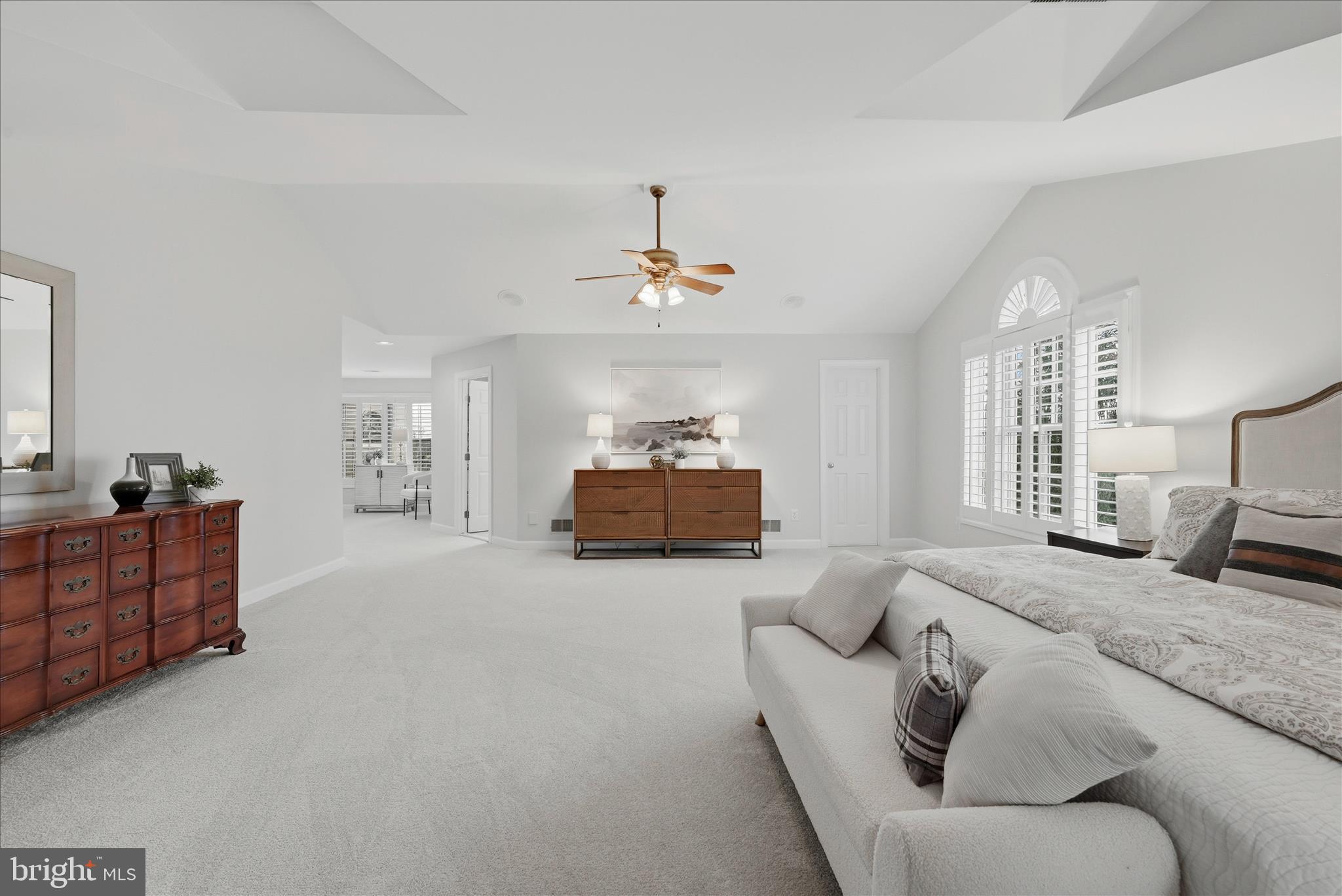 1234 Tottenham Court Reston, VA 20194 - Photo 22 of 55 Primary Bedroom