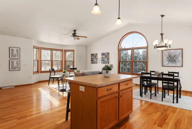 $325,000 | 574 Spencer Drive, Evansville, WI 53536