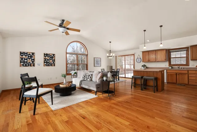 $325,000 | 574 Spencer Drive, Evansville, WI 53536