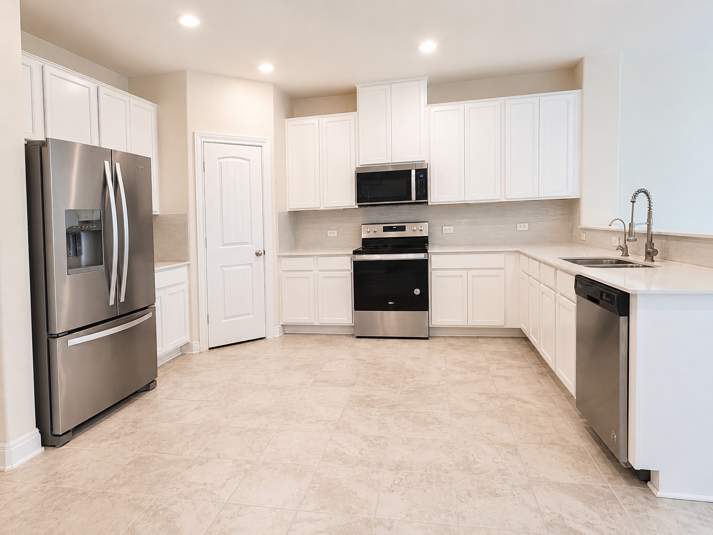 2101 Split Diamond Way, Unit 40 Round Rock, TX 78664 - Photo 3 of 32