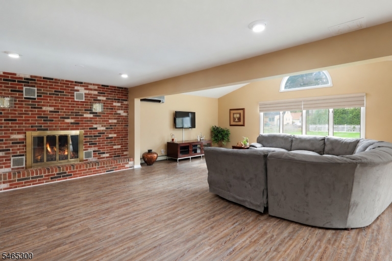 77 Harrison Street Clark, NJ 07066 - Photo 14 of 32 Gallery Image 14